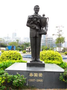 人物玻璃鋼雕塑